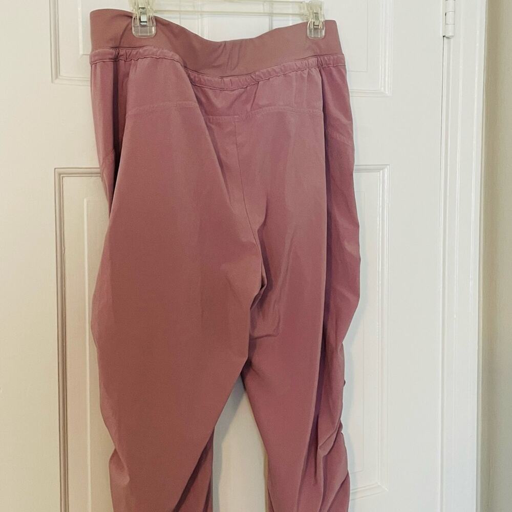 Athleta Attitude Pant - Picture 6 of 8